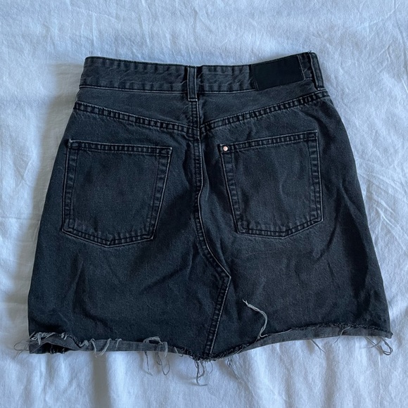 H&M Jean Skirt - Picture 2 of 3